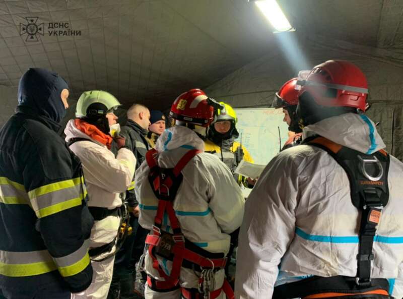 Chornobyl NPP: current status of extinguishing smoldering hotspots on the shelter as of February 19