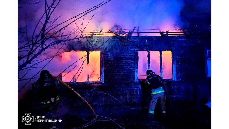 На Черниговщине двое мужчин погибли в доме из-за пожара dqxikeidqxidqeant