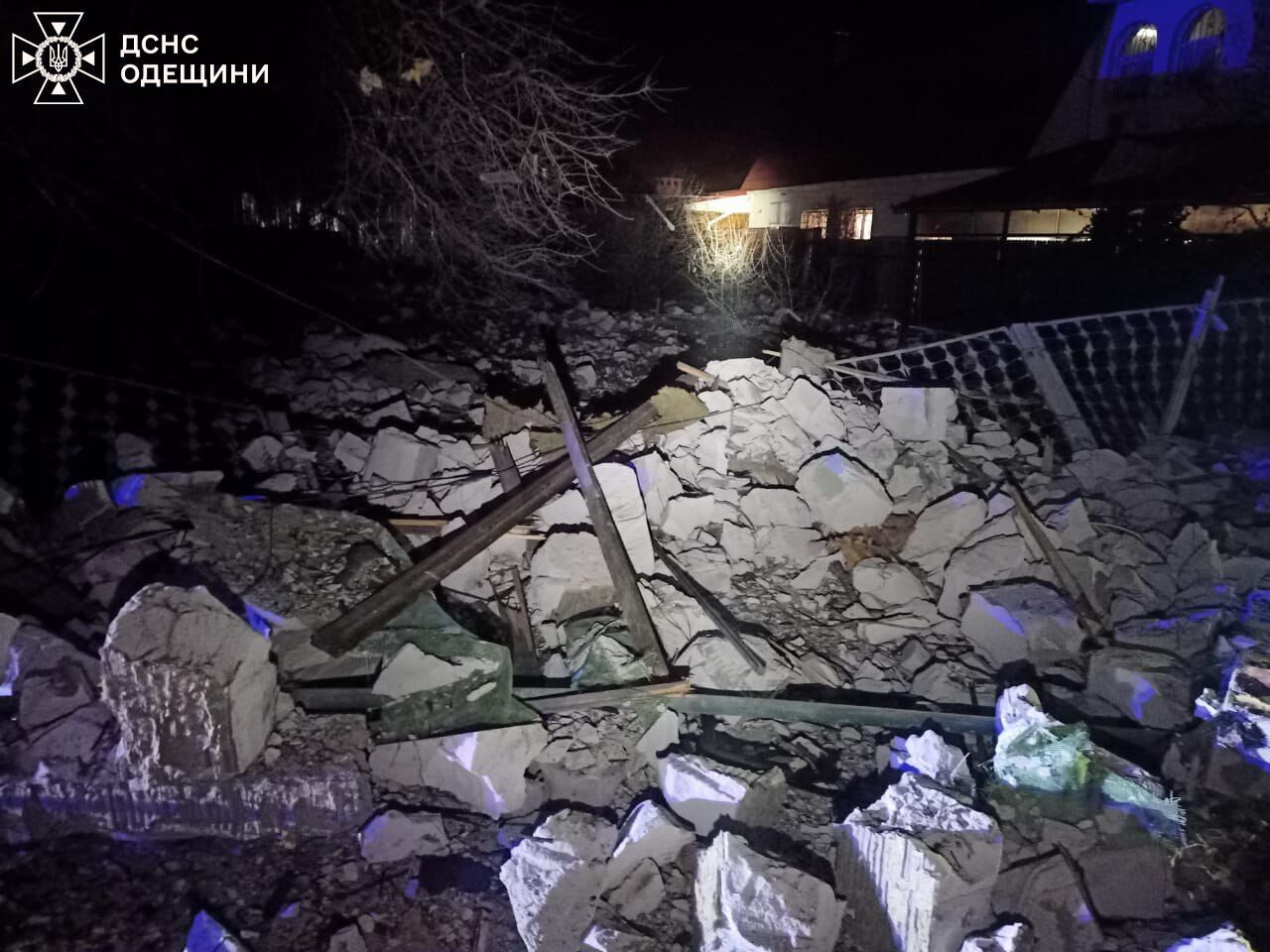 На Одессе оккупанты попали в жилой дом: трое пострадавших. Фото dqxikeidqxidqrant