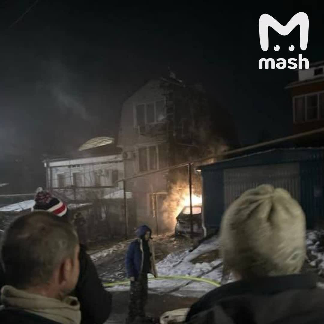 У Краснодарському краї пролунали вибухи, регіон під атакою безпілотників dqxikeidqxidqrant