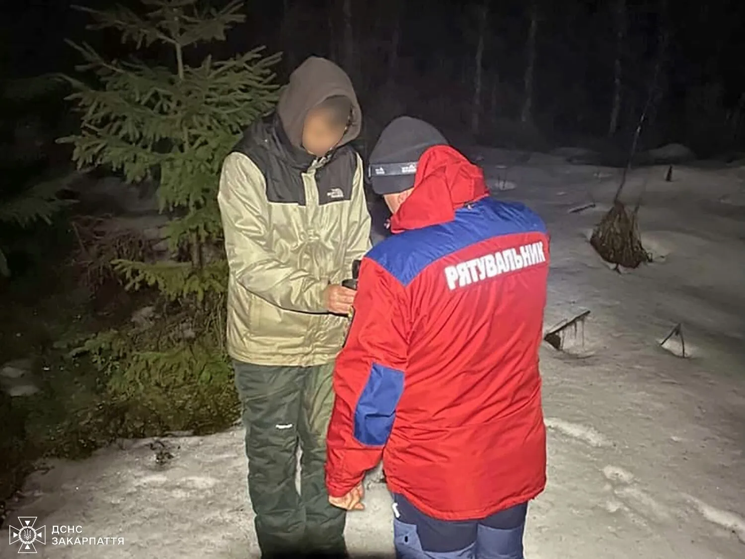 В Закарпатье спасли киевлянина, который сутки блуждал на высокогорье. Подробности и фото dqxikeidqxidqrant