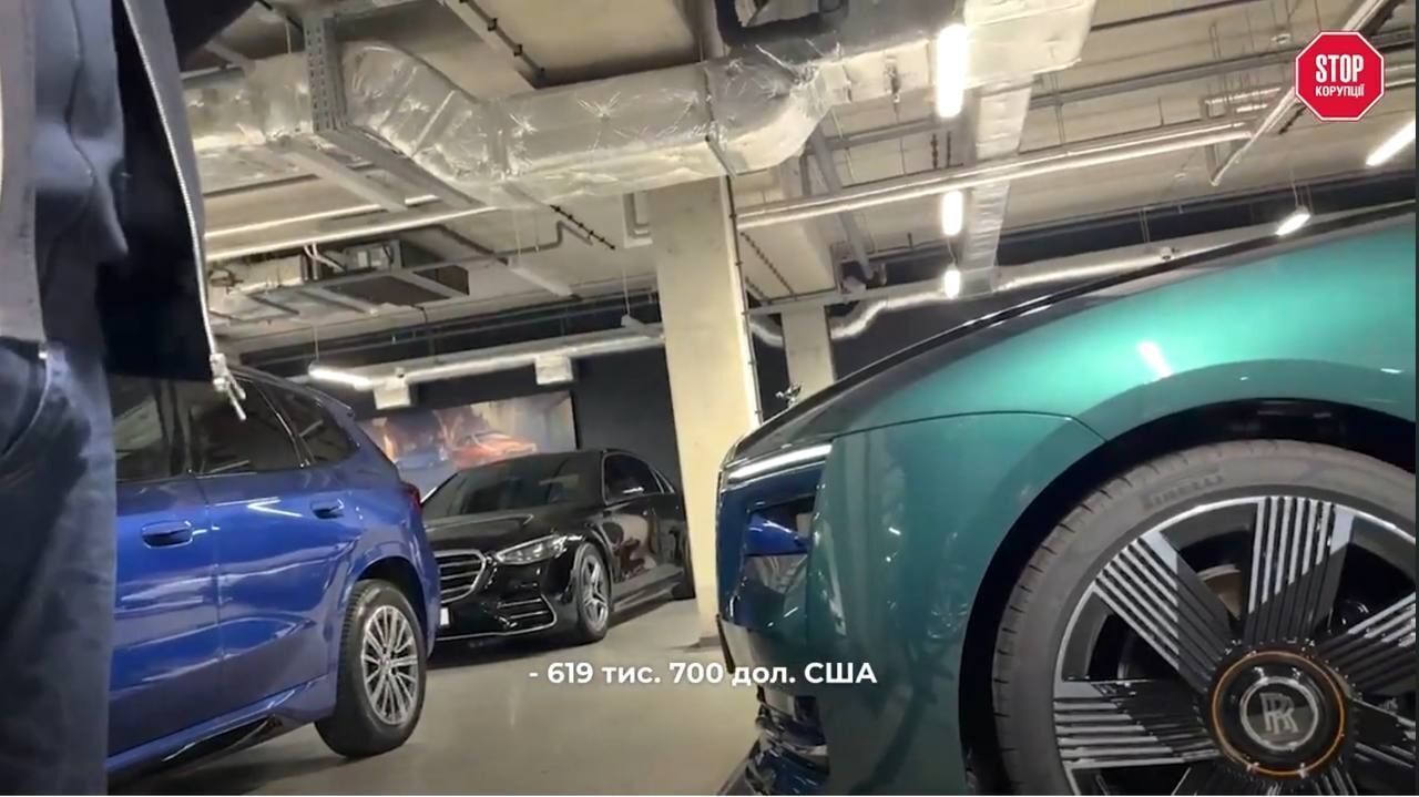   ’ ’    Rolls Royce Spectre 2024  