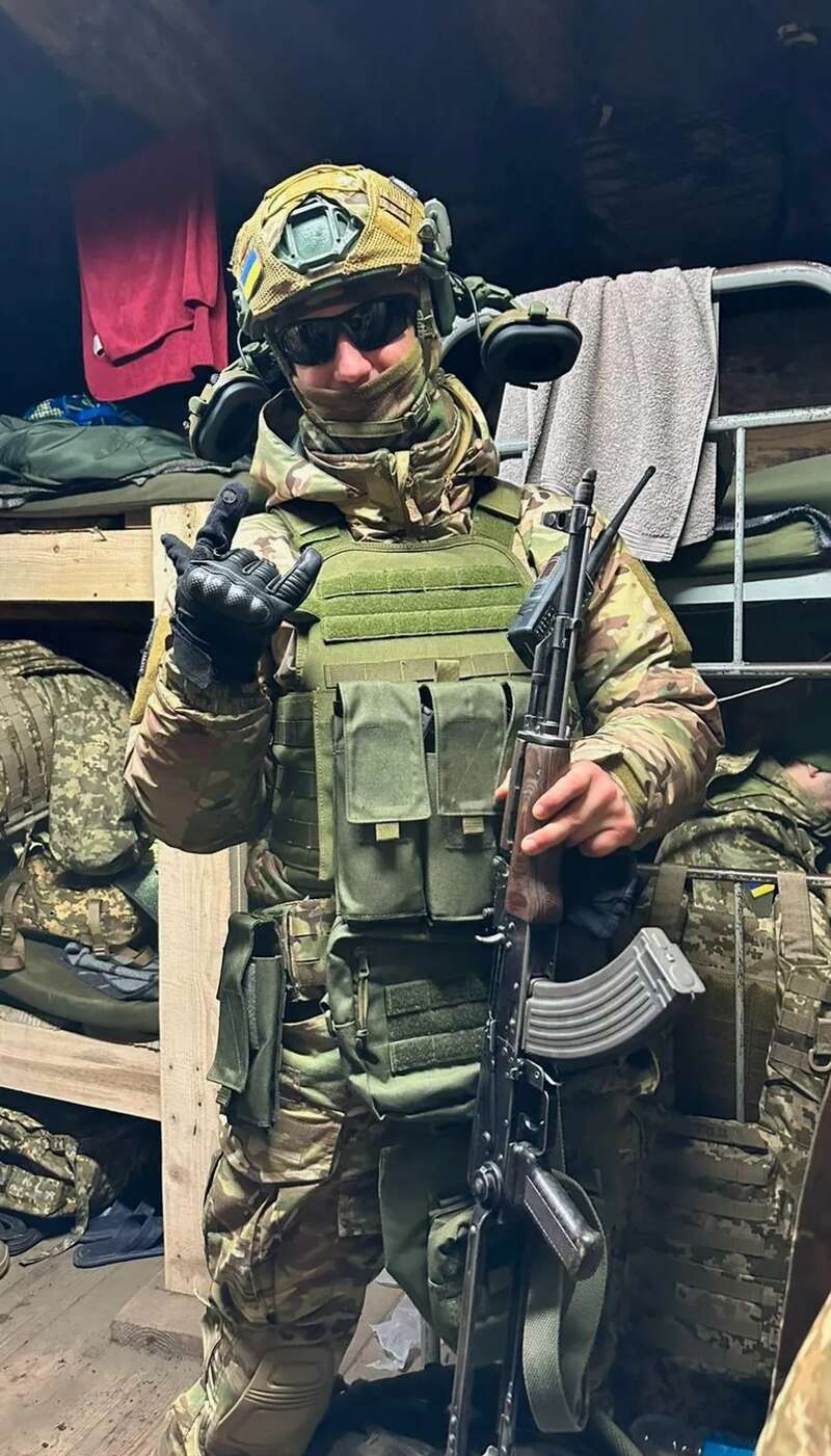    21:        .   dqxikeidqxidqeant