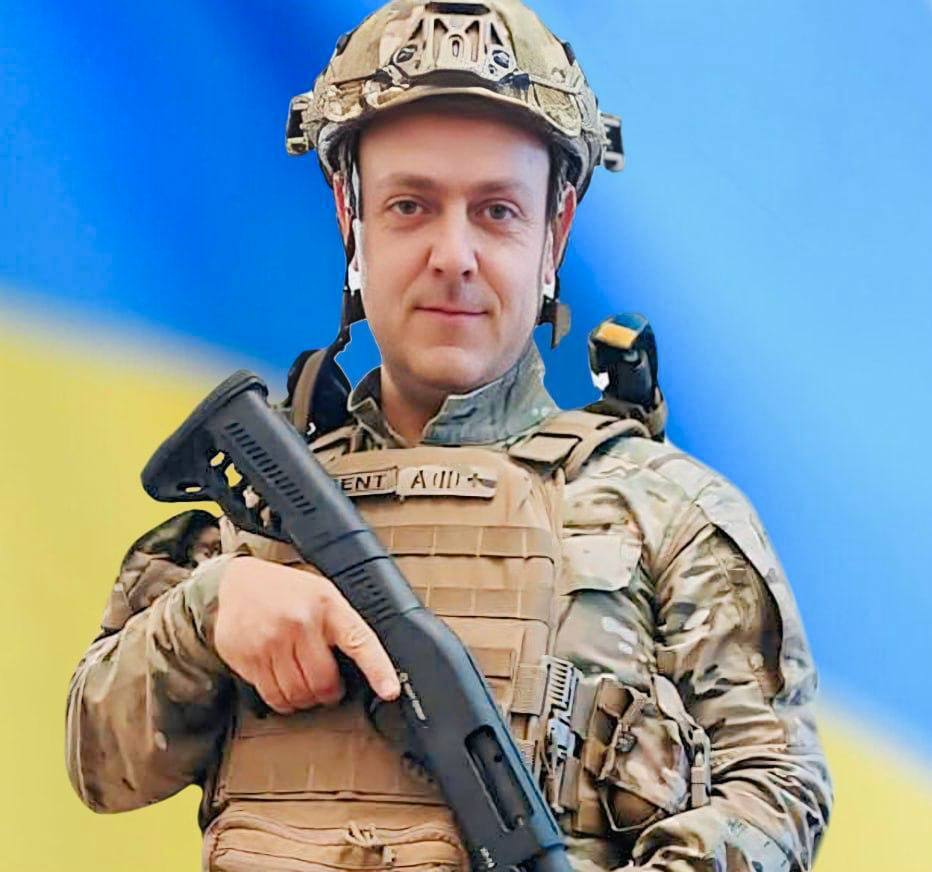 Небесный строй Героев пополнился: на фронте погиб военный из Киевщины Максим Цегельник. Фото dqxikeidqxidqeant