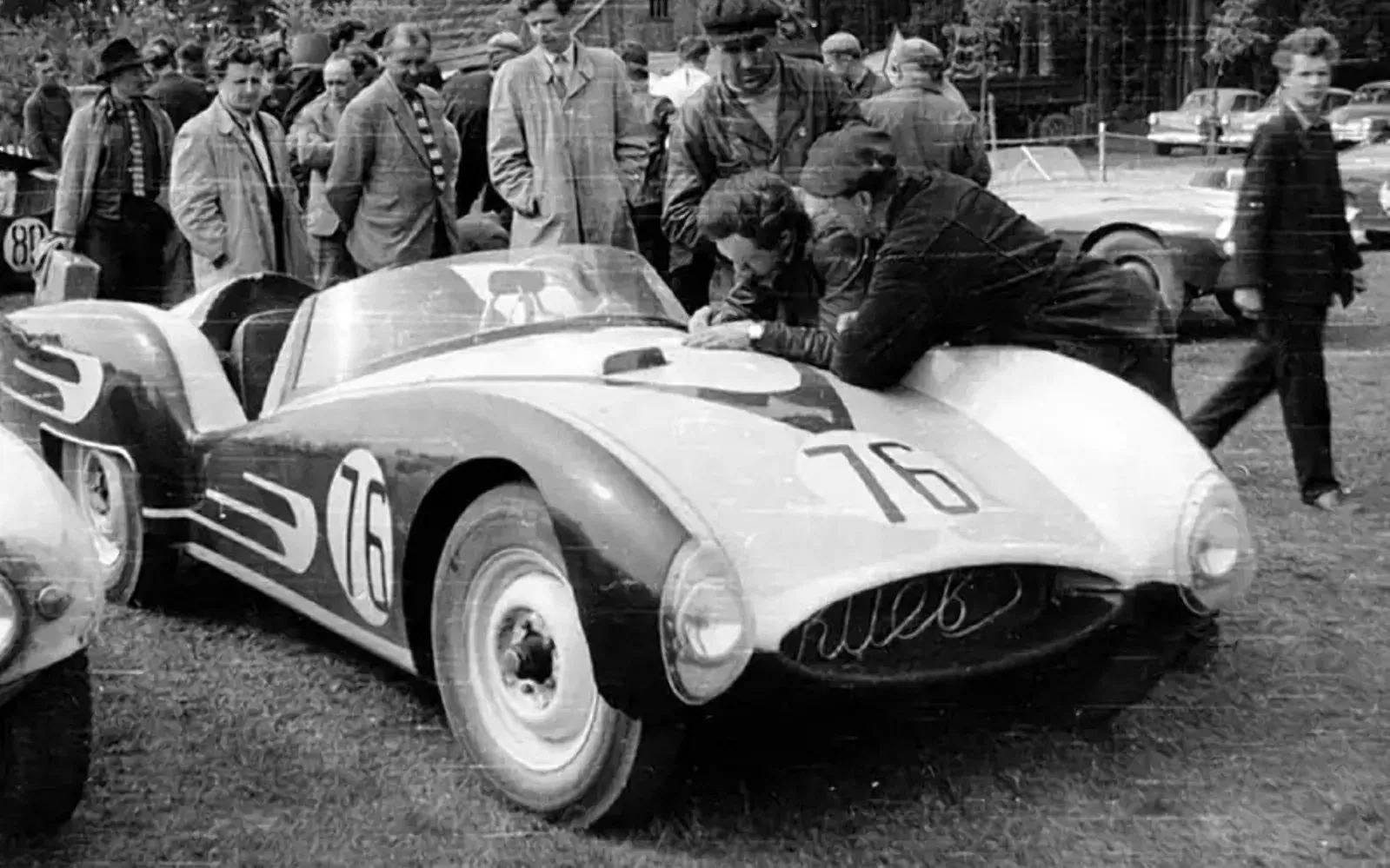 В сети показали украинский спорткар Киев советского периода В сети показали украинский спорткар Киев советского периода - today.ua dqxikeidqxidqrant