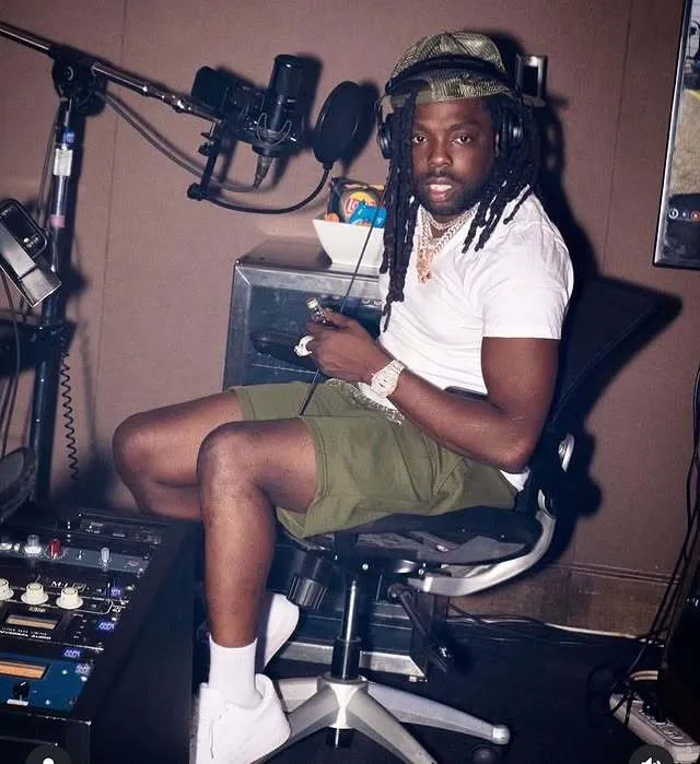     Young Scooter   39-  :   