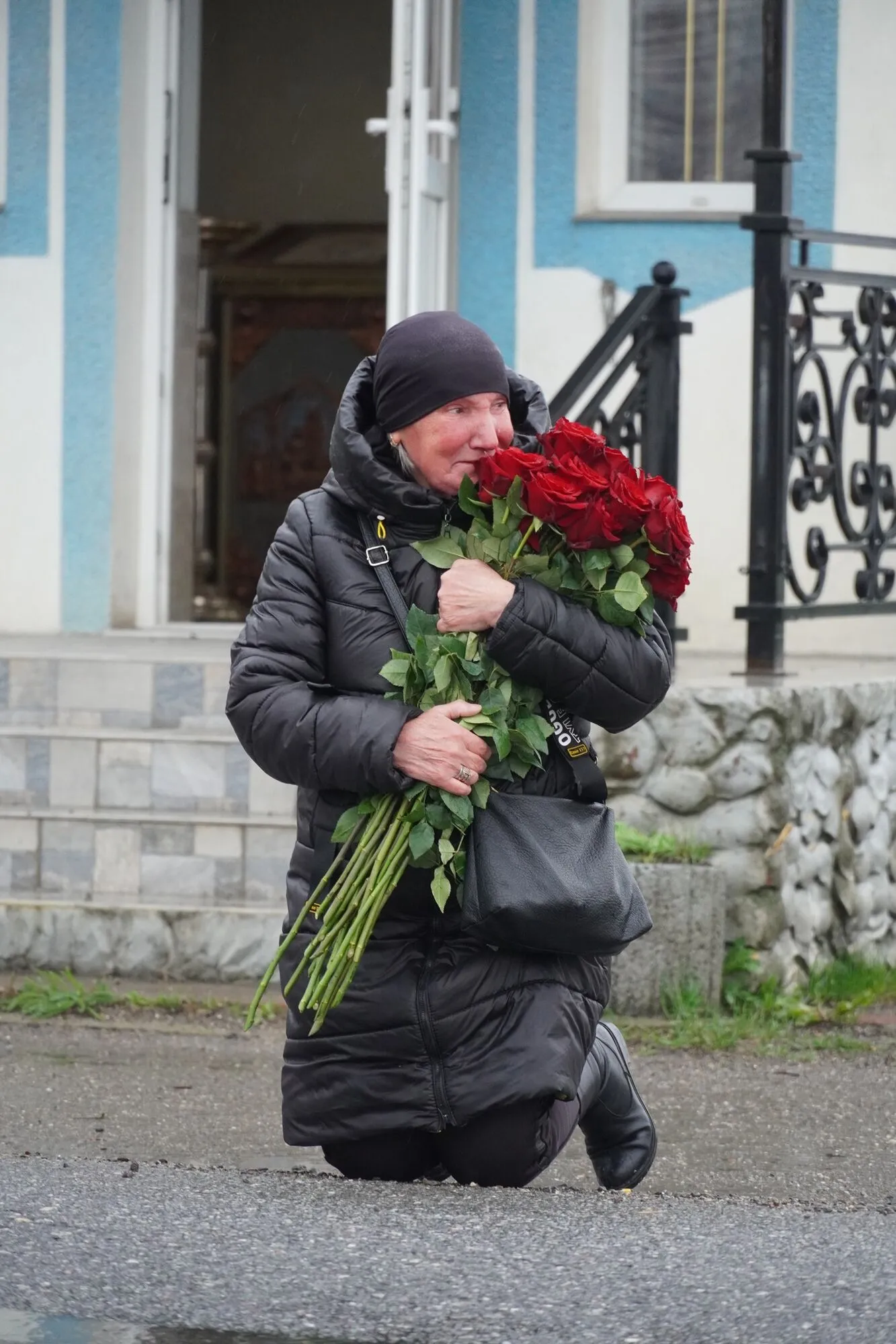 Стояв на захисті України від російських окупантів: у Хотині провели в останню путь молодшого сержанта Геннадія Рясова. Фото