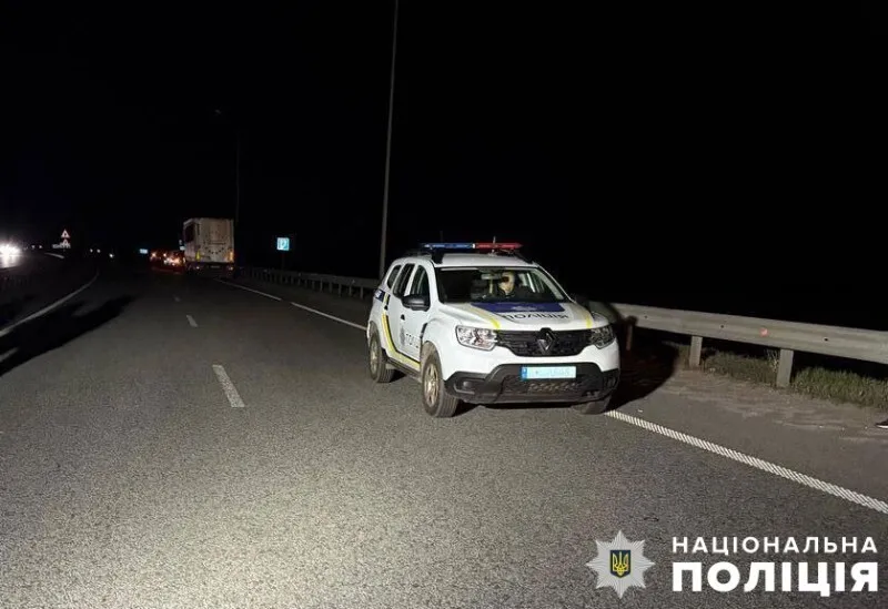 В Полтавской области 27-летний мужчина выпал из авто на трассе и погиб: детали трагедии