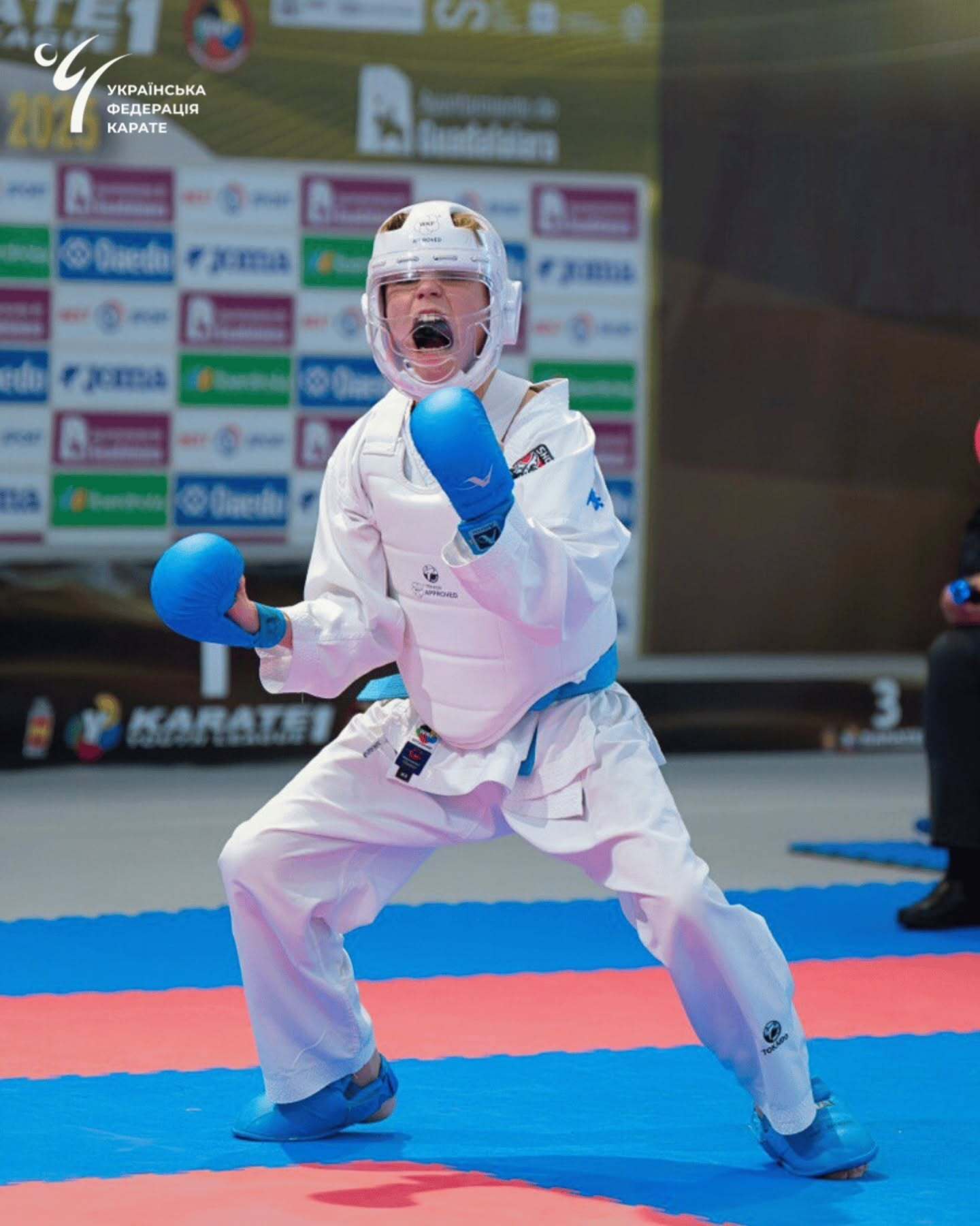 Вимагають поваги: росЗМІ обурилися відмовою 13-річного українського каратиста тиснути руку росіянину dqxikeidqxidqeant