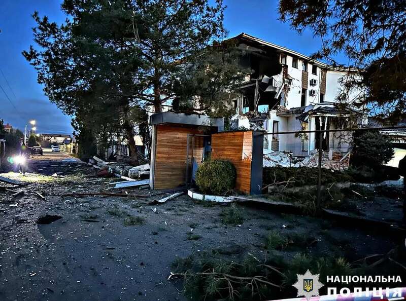 Пошкоджено будинки: у КОВА розповіли про наслідки російської атаки на Київщину. Подробиці та фото dqxikeidqxidqrant