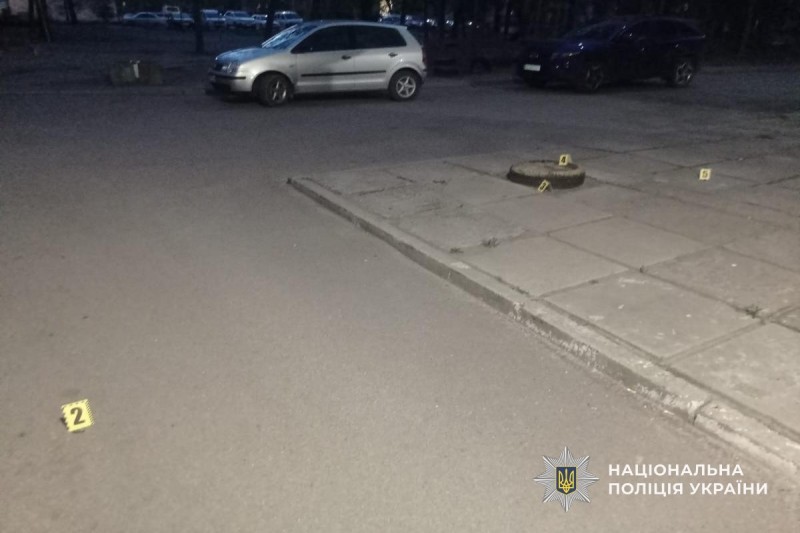 У Кам’янському чоловік вчинив стрілянину з автомата: перші подробиці від поліції dqxikeidqxidqeant