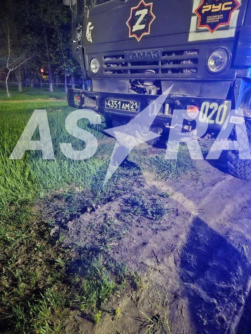 В окупованій Макіївці російський КамАЗ спричинив смертельну ДТП. Фото і відео