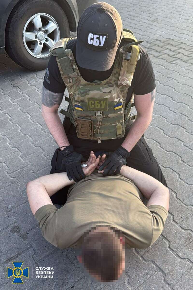 Перевозили ухилянтів на