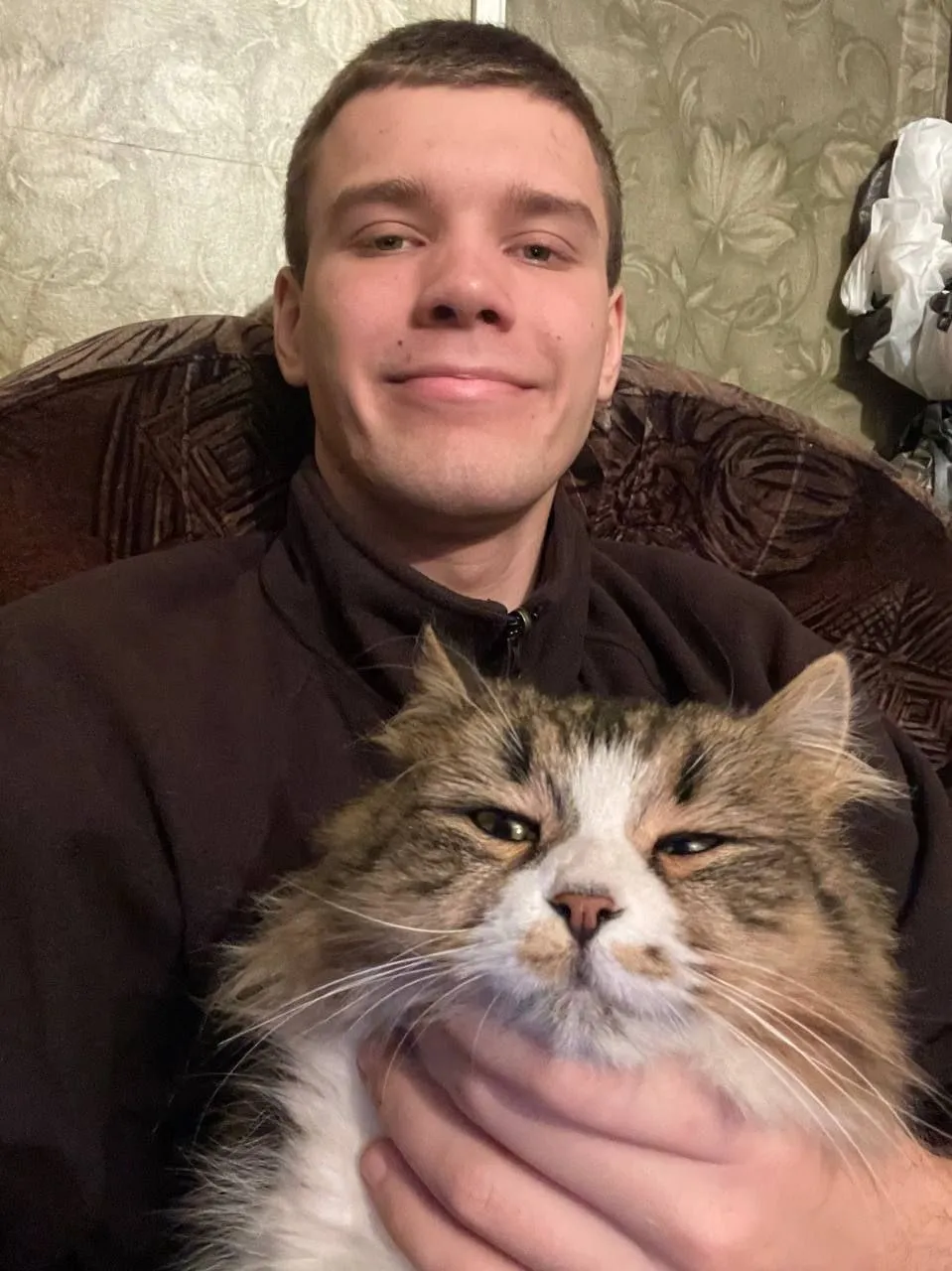 Віндір з кішкою, яку пара хотіла забрати з Донбасу