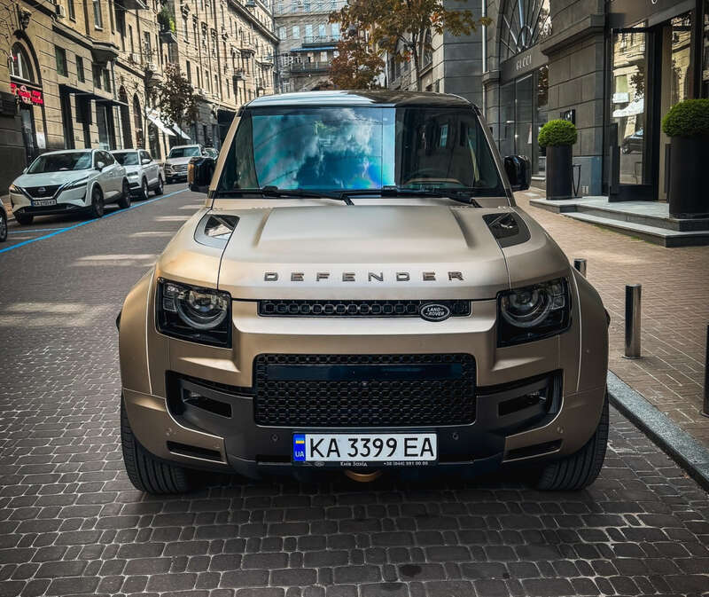  Land Rover Defender OCTA,  Land Rover Defender