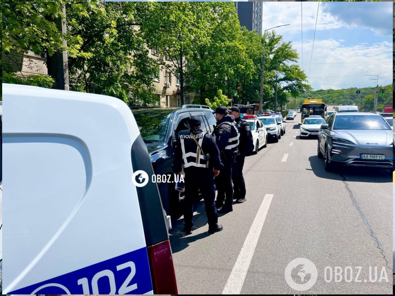 В Киеве полиция остановила и изъяла авто криминального авторитета