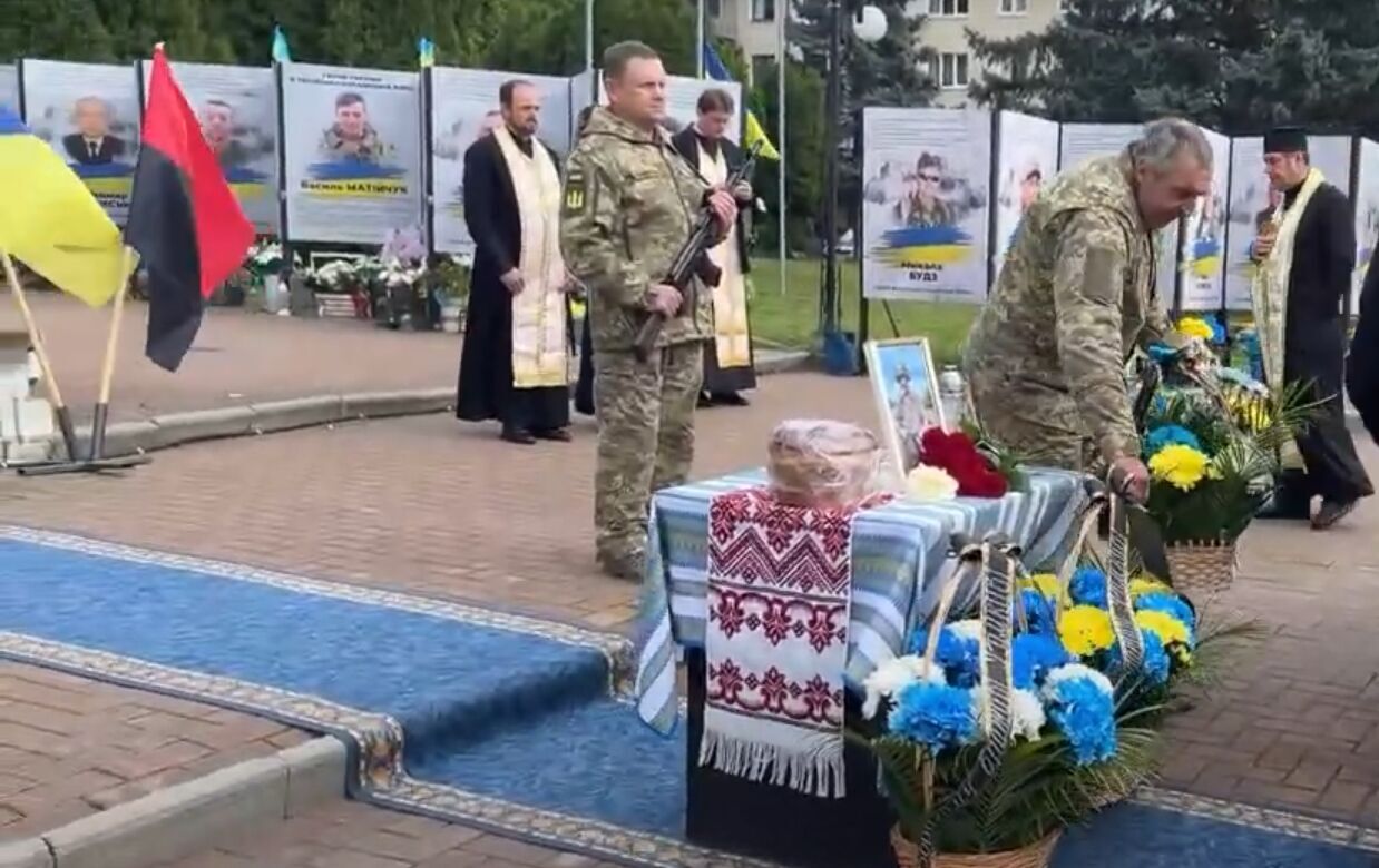 Вважався зниклим безвісти: підтвердилася загибель бійця з Прикарпаття Романа Чокинюка. Фото