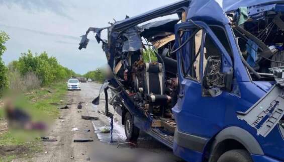 The enemy attacked a passenger bus near Bilopillya - nine dead, injuries reported dqxikeidqxidqrant