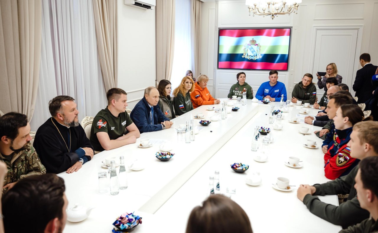 В РФ заявили, что Путин побывал в Курской области на расстоянии менее чем 100 км от Украины dqxikeidqxidqrant