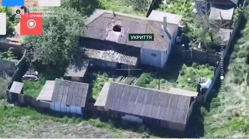 На Сумщине захватчикам сложно: за день пограничники уничтожили два блиндажа оккупантов и укрытие. Видео