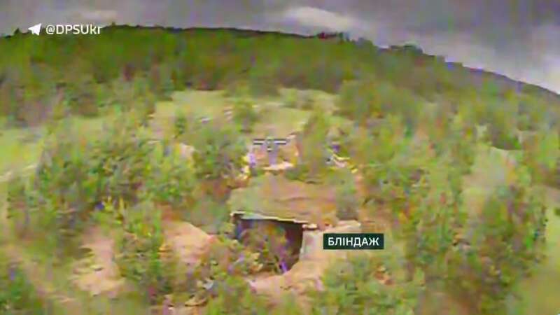 In Sumy region, the invaders are struggling: in one day, border guards destroyed two enemy bunkers and a shelter. Video dqxikeidqxidqrant