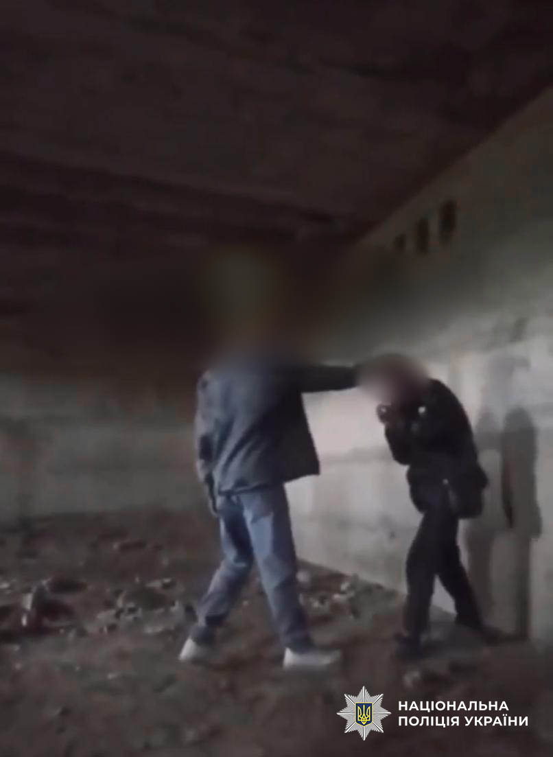 Фрагмент з відео dqxikeidqxidqrant