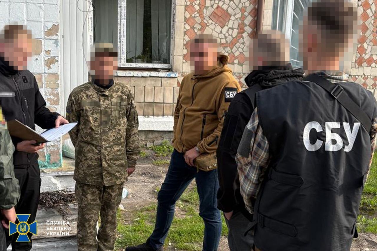 СБУ і ДБР викрили  dqxikeidqxidqrant