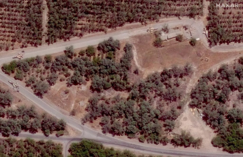 Іранські винищувачі F-5 в аеропорті Дезфул, 17 червня 2025. Фото: Maxar Technologies