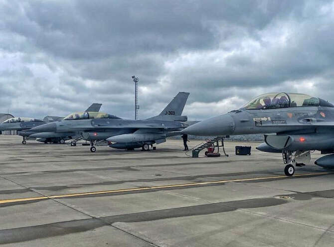       F-16  86-  ,  - ROAF dqxikeidqxidqrant