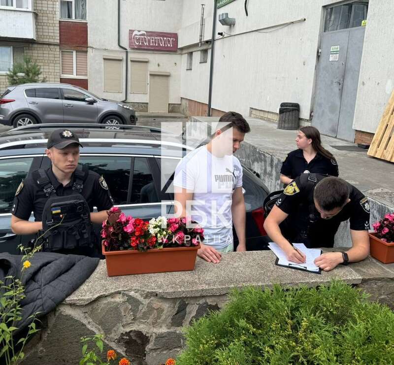 A new turn in the Husakov case. The trusted confidant injured a police officer while escaping, - sources dqxikeidqxidqrant