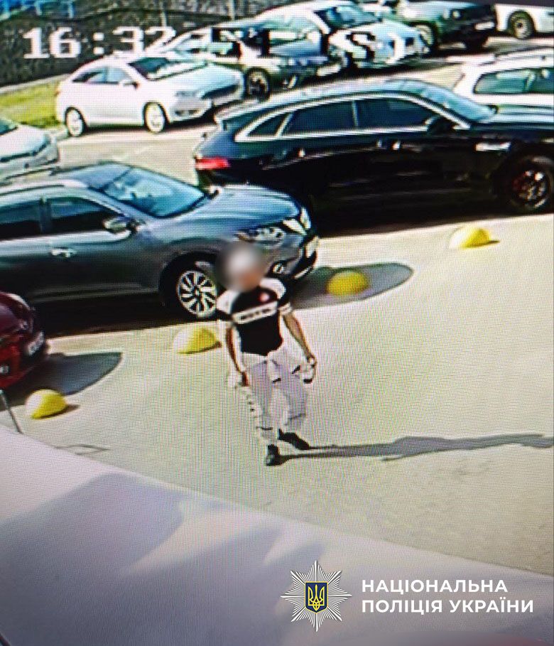 В Киеве на Троещине рецидивист, угрожая насилием, ограбил ребенка на улице. Подробности и фото dqxikeidqxidqrant