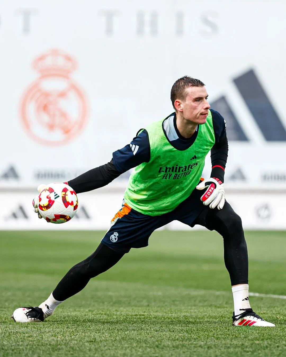 Потрапив до чорного списку: