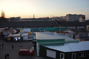 Ринок «Привіз». Фото: «Четверта влада»