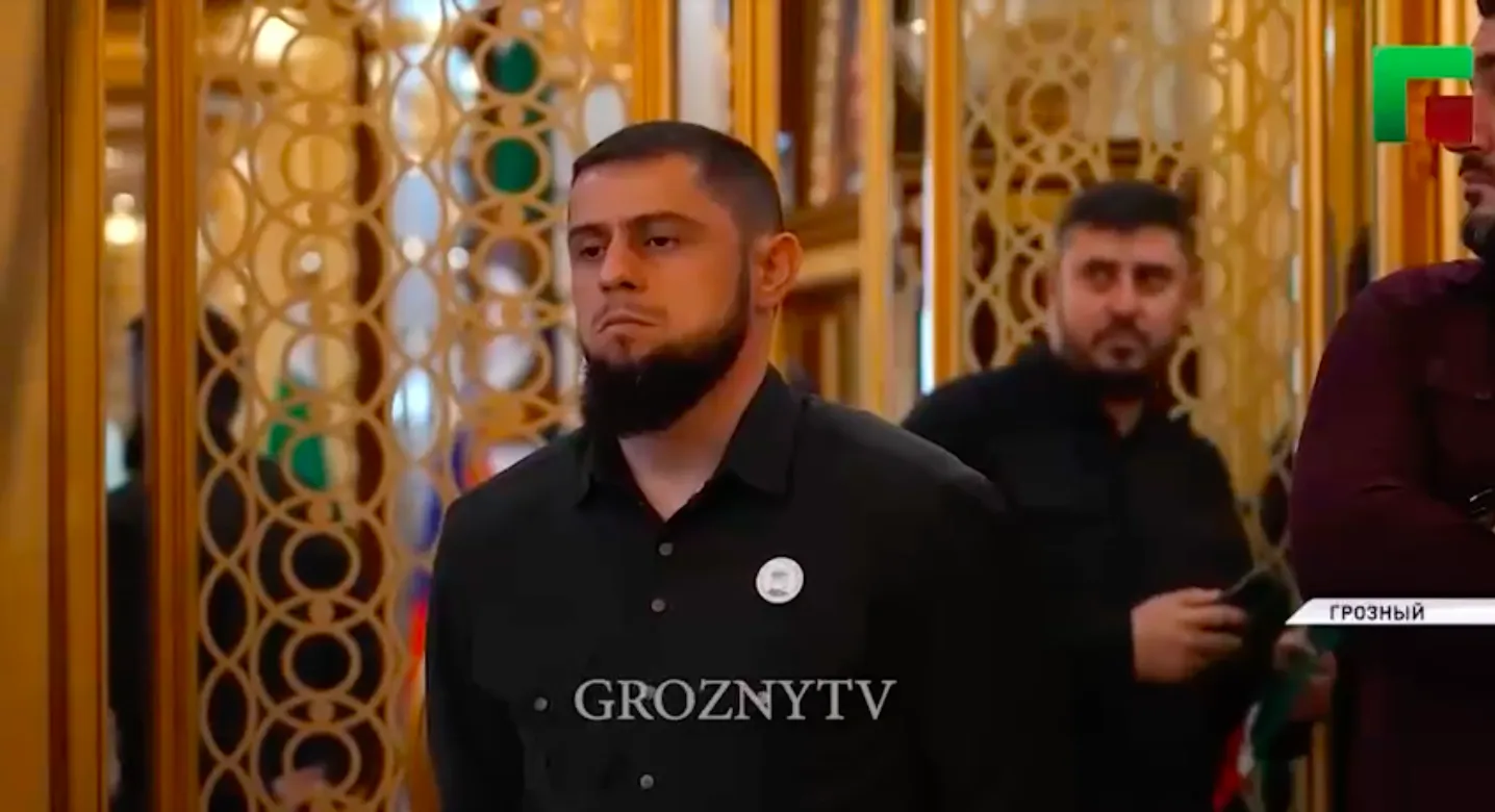 У Чечні показали дивне відео з Кадировим на тлі чуток про його хворобу: що не так з кадрами
