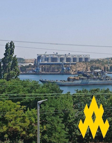 Black Sea Fleet ship in Sevastopol dqxikeidqxiuuant