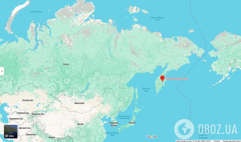 На Камчатке после мощного землетрясения началось извержение вулкана. Фото и видео