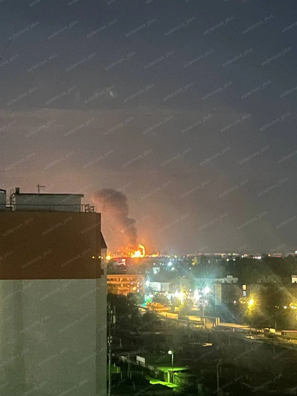 General Staff confirmed strike on Saratov Oil Refinery: explosions and fire recorded. Photos and video dqxikeidqxidqrant