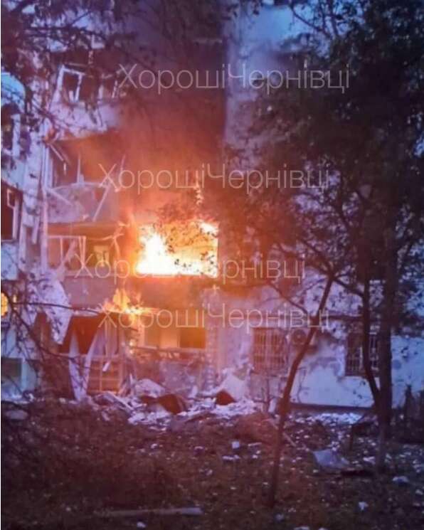 Лікарі зробили все можливе: померла 71-річна жінка, яка постраждала внаслідок удару РФ по Чернівцях