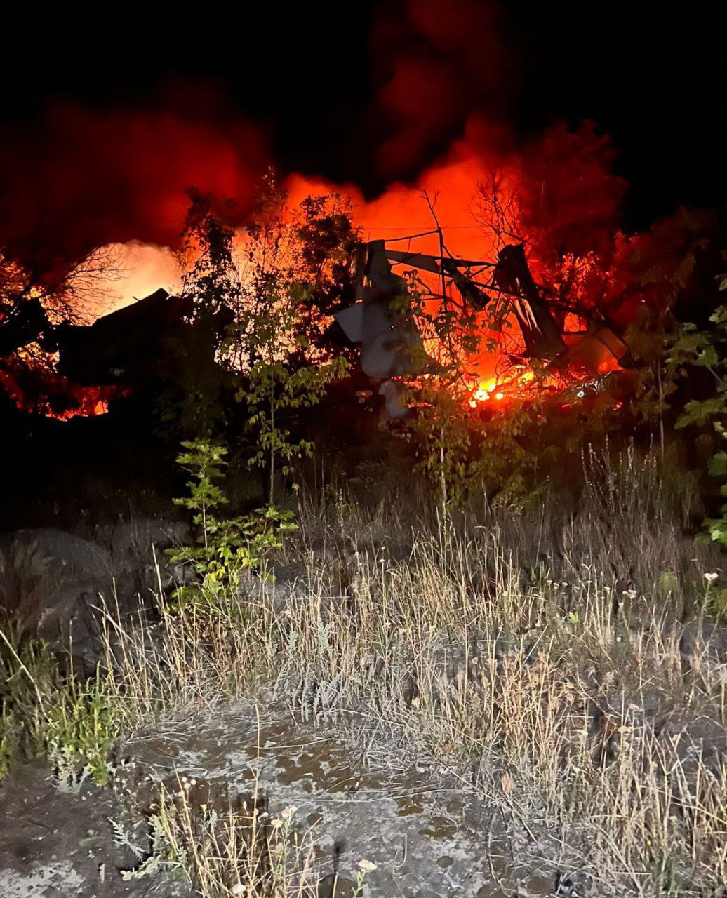 Нічний обстріл Чугуєва: росіяни вдарили по непрацюючому цивільному підприємству dqxikeidqxidqrant