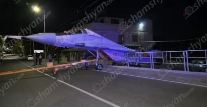 У Вірменії російський винищувач протаранив стовп (фото) dqxikeidqxidqrant