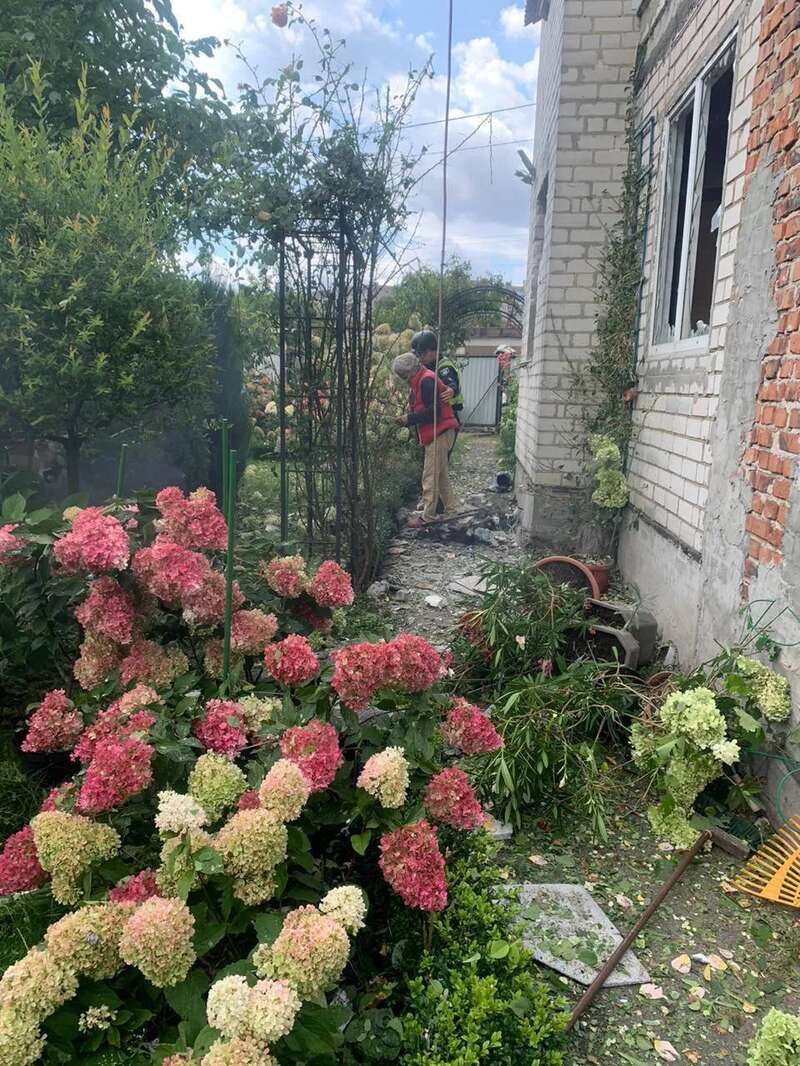 Оккупанты атаковали Чернигов: произошёл пожар, есть пострадавшие. Фото