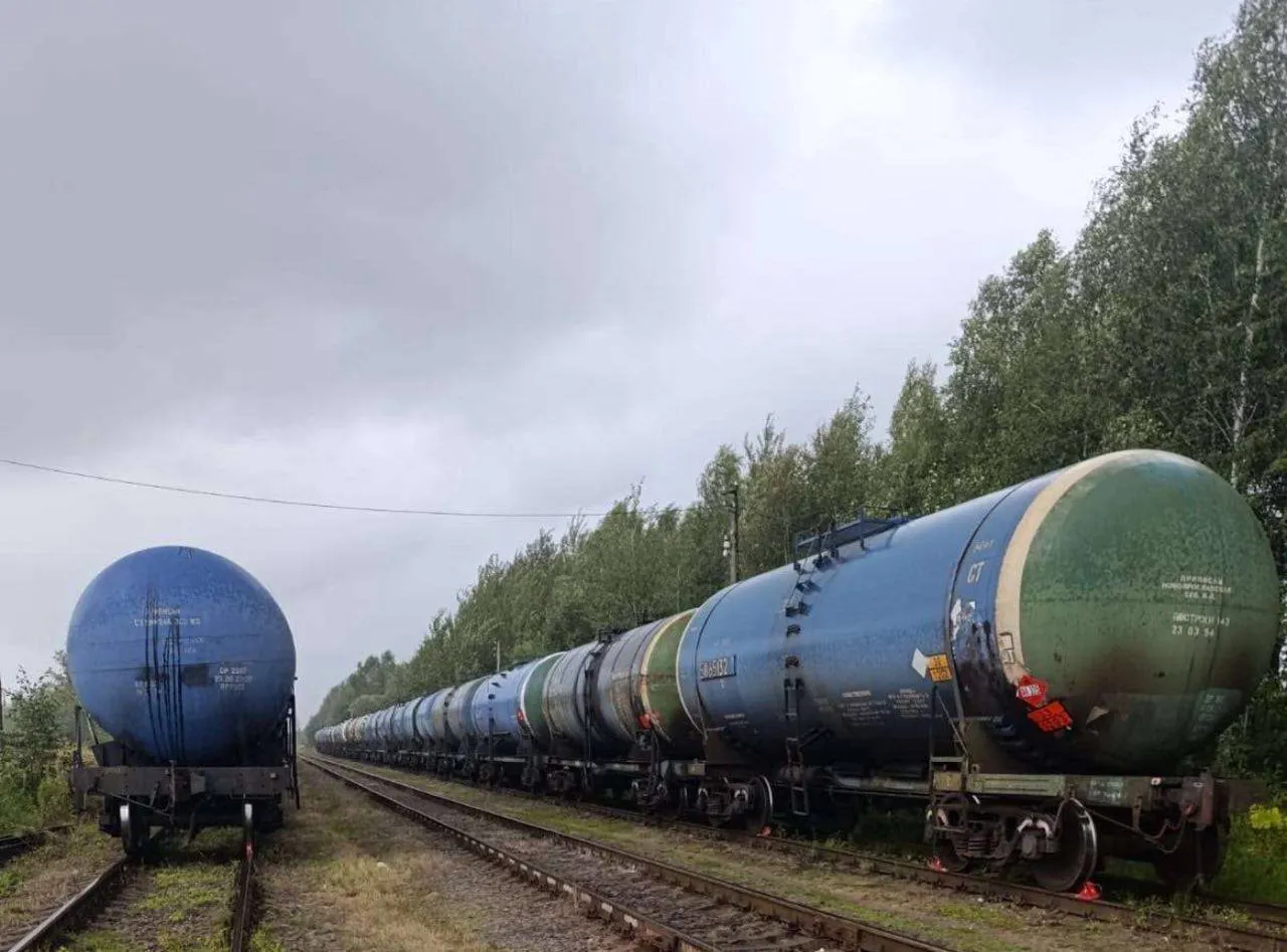 In Russia, the infrastructure of the Tver railway junction station was destroyed: a powerful explosion occurred. Video dqxikeidqxidqrant