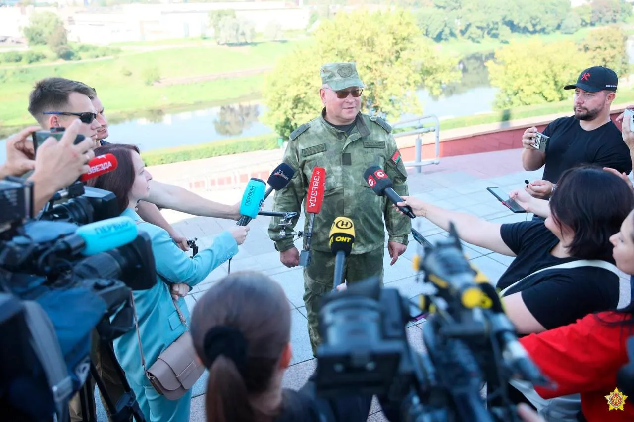 У Білорусі стартувала серія масштабних військових навчань: відпрацюють