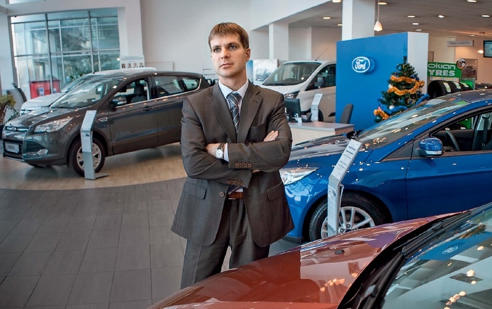   :      ,                / 