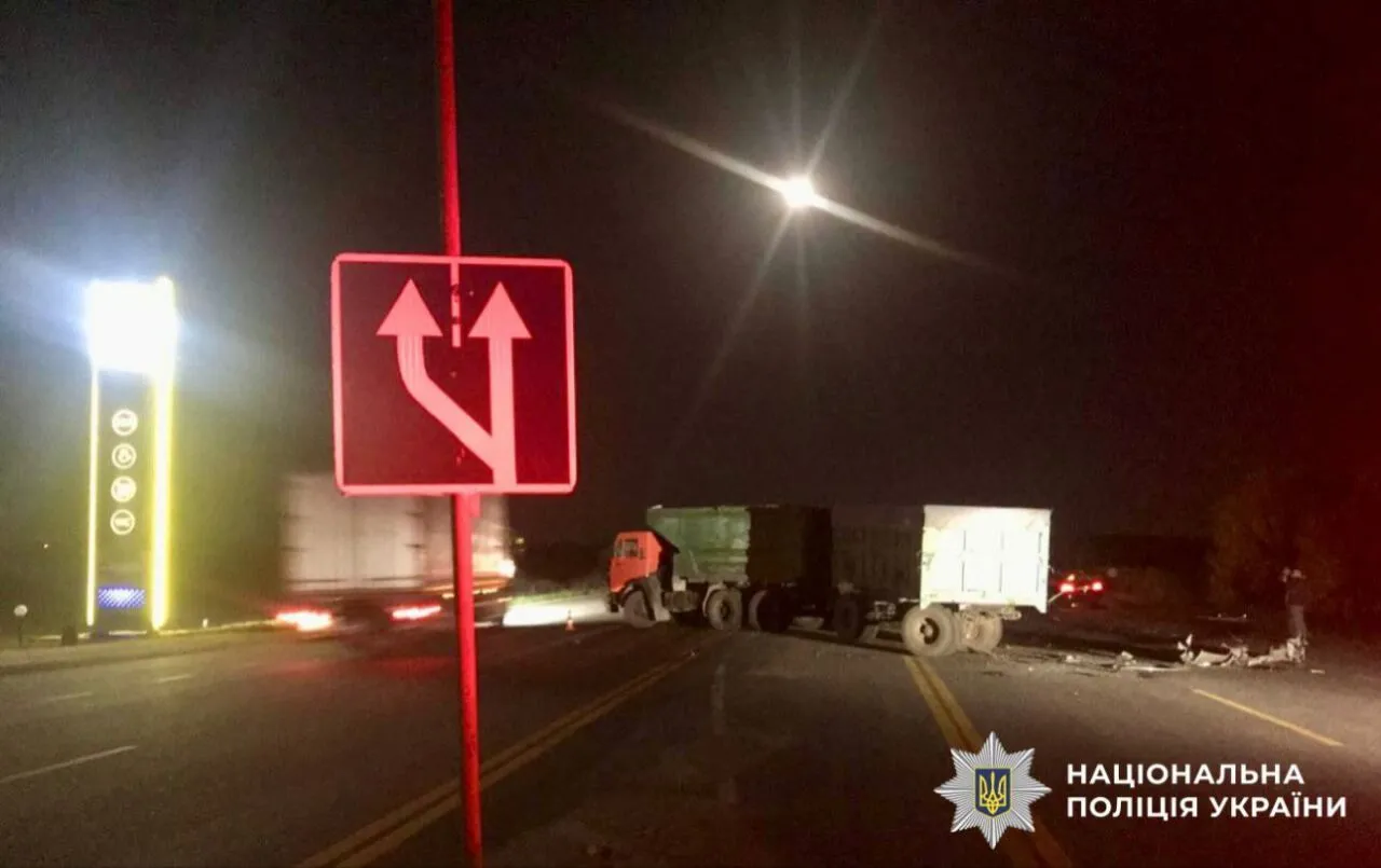   Mercedes    :    .    dqxikeidqxidtant