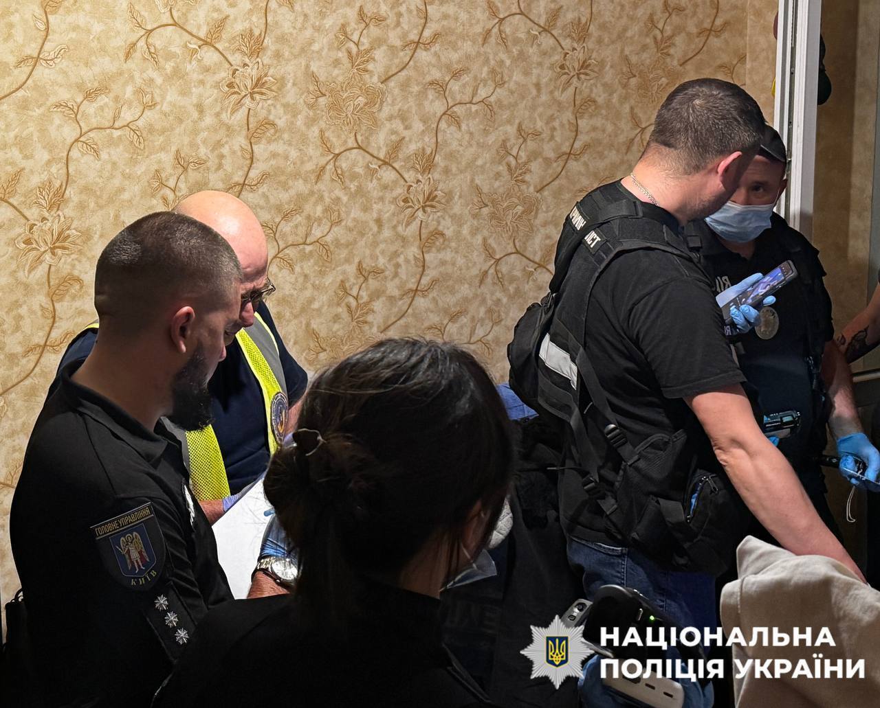 ҳ    :         14- . 