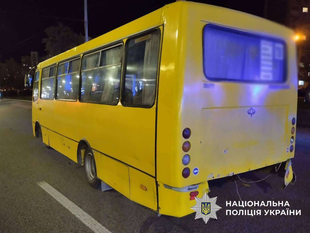   ’  Mercedes     :  . 