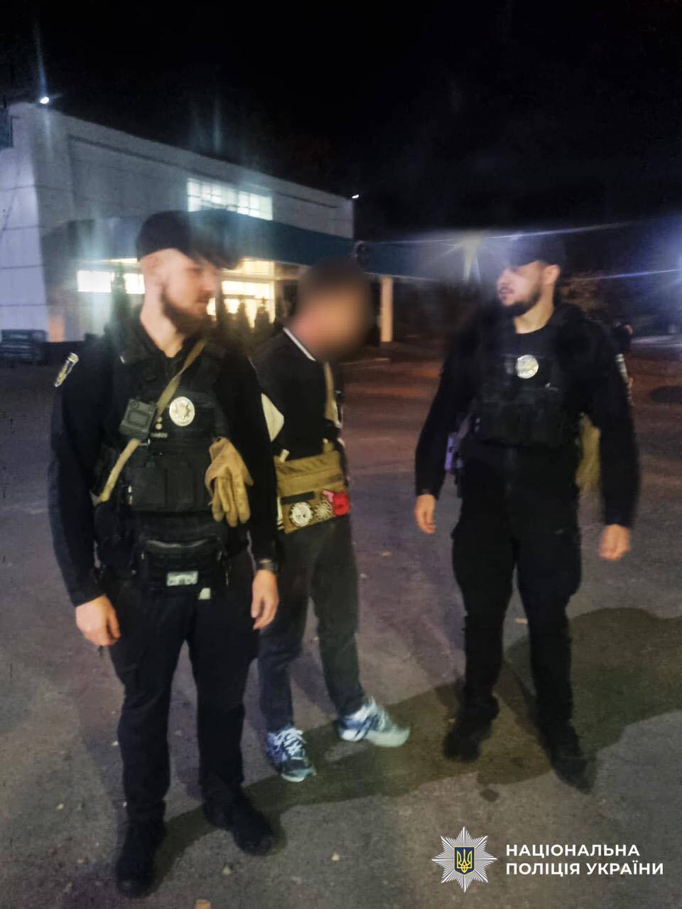 Під Києвом чоловік під час конфлікту влаштував стрілянину в ресторані. Подробиці та фото dqxikeidqxiqxxant