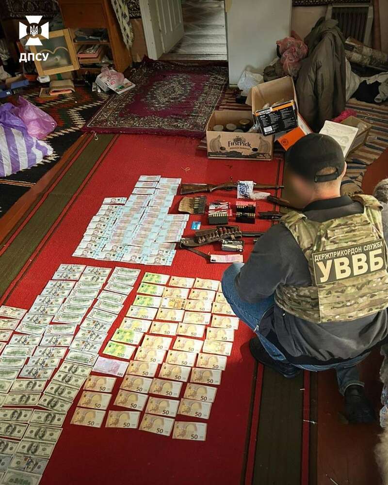 До Румынии за €8 тыс.: в Украине ликвидировали еще 11 схем перемещения уклонистов за границу. Фото