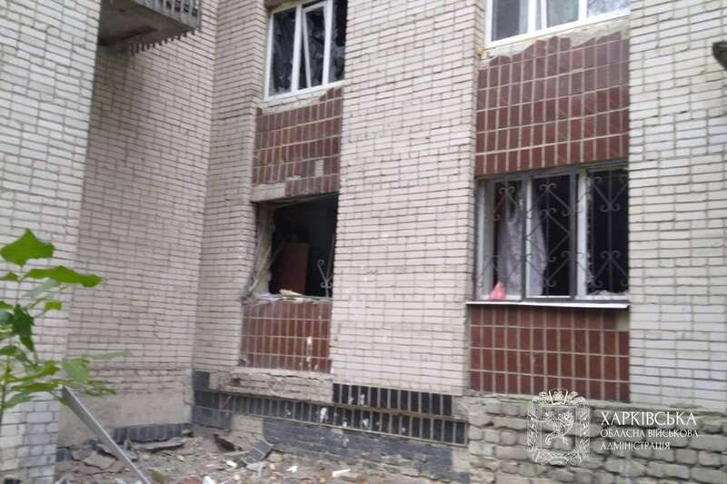 Росіяни вдарили дроном по гуртожитку у Харкові (фото) dqxikeidqxiqdhant